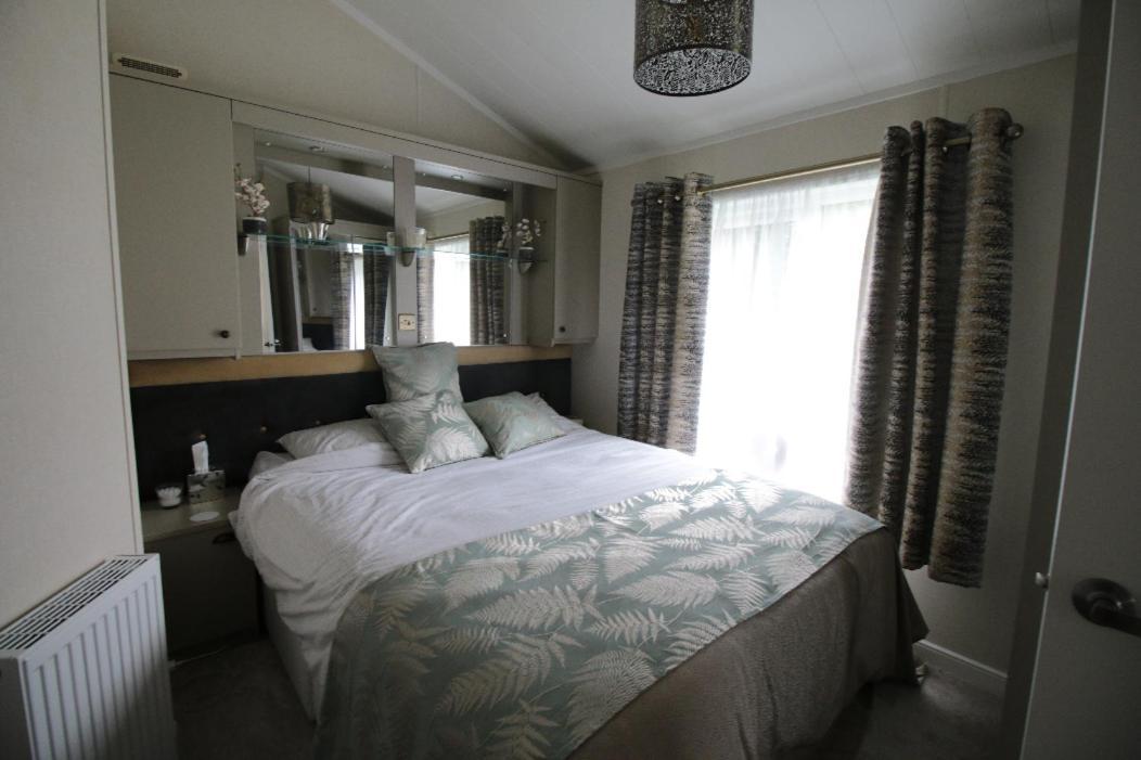 Grand Eagles Luxury Lodge, Auchterarder Дом отдыха *